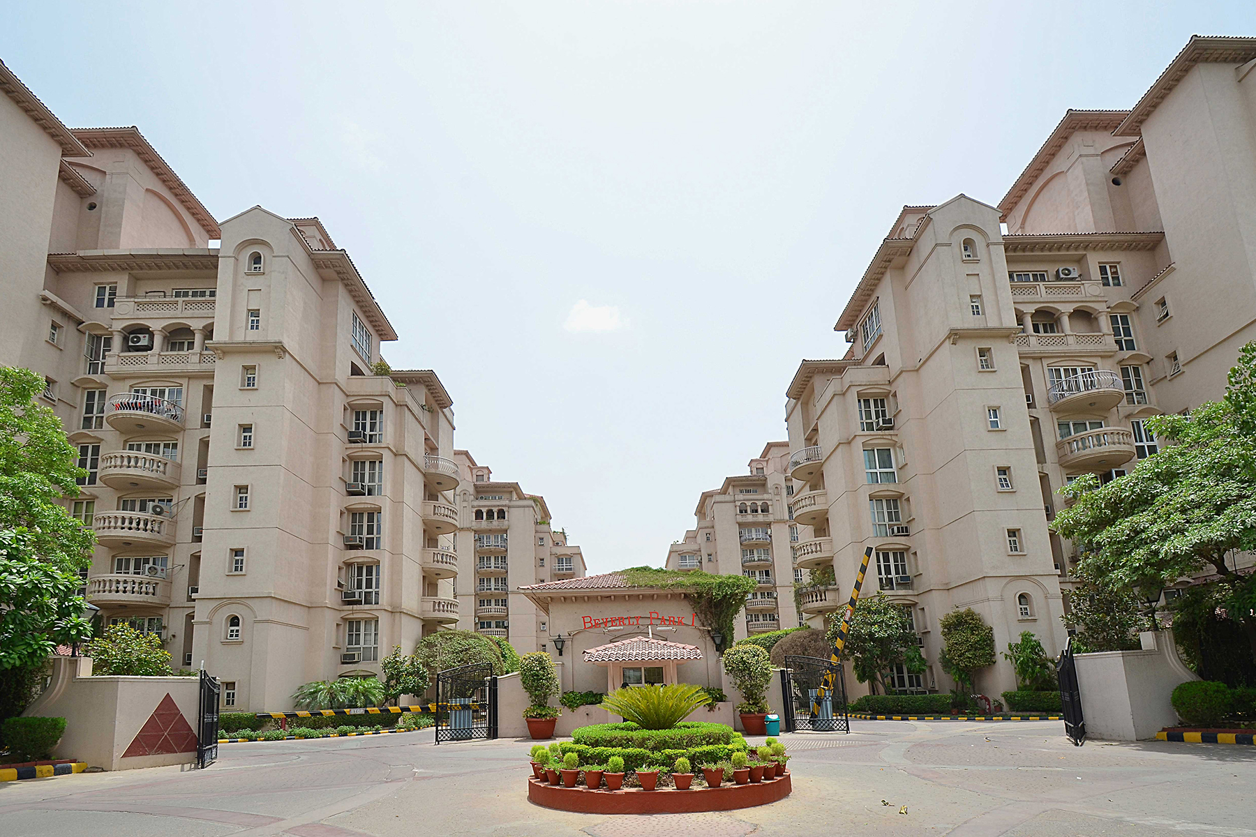 DLF Beverly Park I